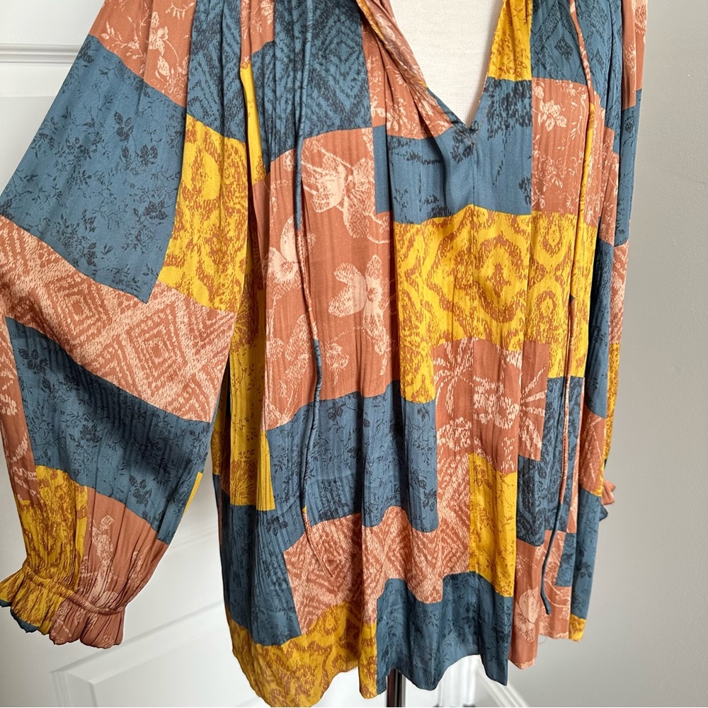 Current Air Women's Colorful Patchwork Blouse - image 4